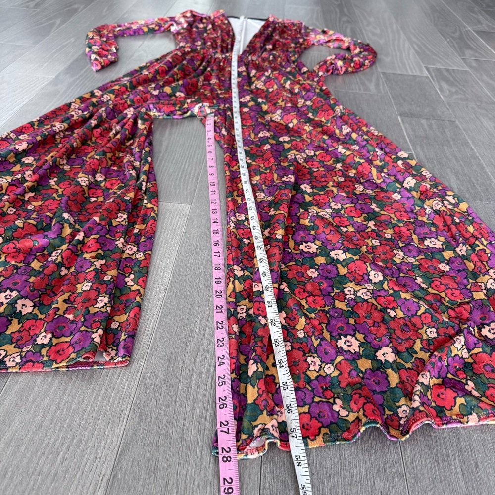 Free People Giselle Velvet Billowy Wide Leg Jumpsuit Deep V Neck Floral Print S - Picture 16 of 16